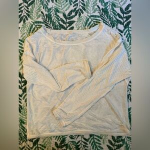 Lululemon Athletica Fitted White 3/4 Sleeve